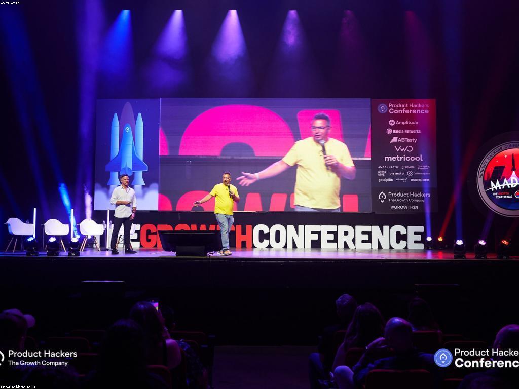 យុទ្ធសាស្ត្រនិងការវិភាគ: ការបង្កើតនូវយុទ្ធសាស្ត្រដែលមានប្រសិទ្ធភាព