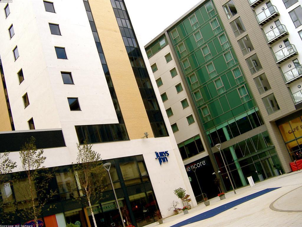 សំណាងនិងអត្ថប្រយោជន៍: ការពិចារណានិងការអភិវឌ្ឍន៍