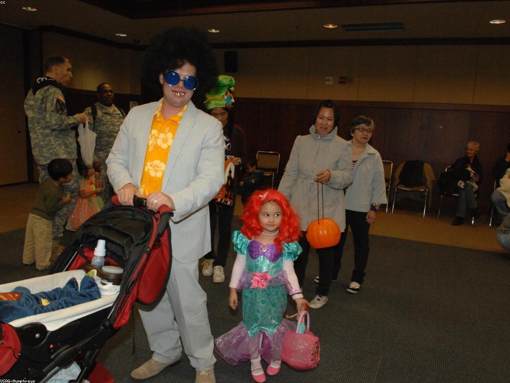 យុទ្ធសាស្ត្រលេង: ការត្រួតពិនិត្យគ្រប់គ្រងល្បែង